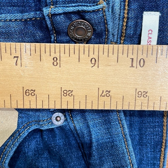 Levi’s Woman’s NWT Classic Bootcut Size 6 Short W28 L30 - Picture 10 of 13